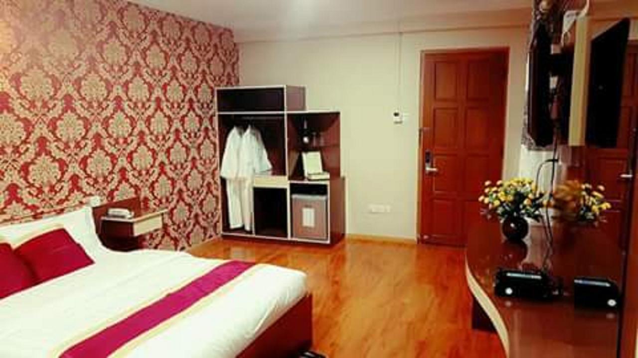 Thiha Bala Hotel Pyin Oo Lwin Extérieur photo