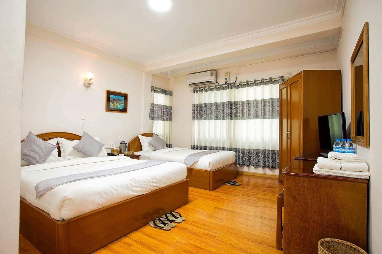 Thiha Bala Hotel Pyin Oo Lwin Extérieur photo